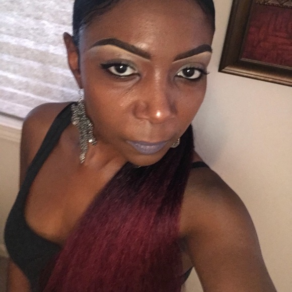 Meet your Posher, Natasha - Picture 1 of 1